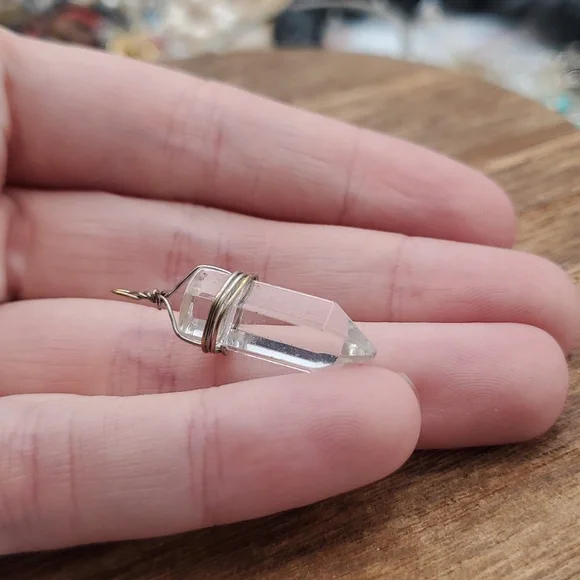 Clear Crystal Point Pendant Silver Wire Wrapped P412 - Picture 3 of 4